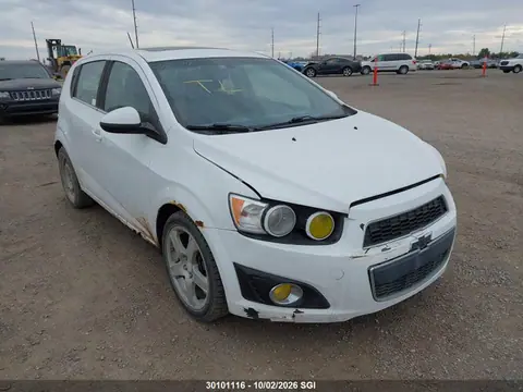 1G1JC6SBXG4167104 — 2016 Chevrolet Sonic LT, Град (Hail), фото до ремонта