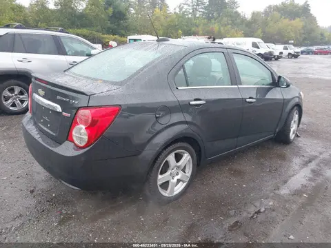 2015 Chevrolet Sonic Ltz Auto VIN 1G1JE5SB3F4169621 фото 4