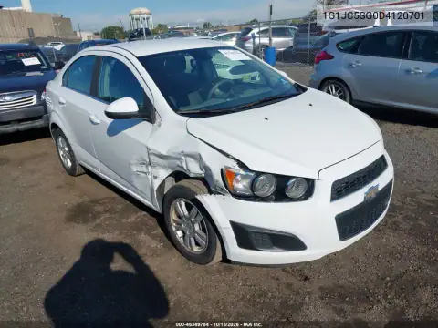 1G1JC5SG0D4120701 — 2013 Chevrolet Sonic, Передняя часть, фото до ремонта