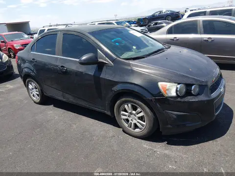 1G1JC5SH0E4236409 — 2014 Chevrolet Sonic, Естественный износ (Normal Wear & Tear), фото до ремонта