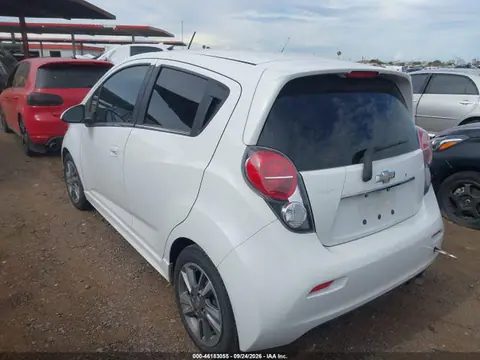 2015 Chevrolet Spark Ev 2lt VIN KL8CL6S06FC702196 фото 3