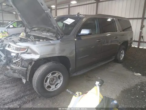 2020 Chevrolet Suburban 4wd Lt VIN 1GNSKHKC1LR155625 фото 2