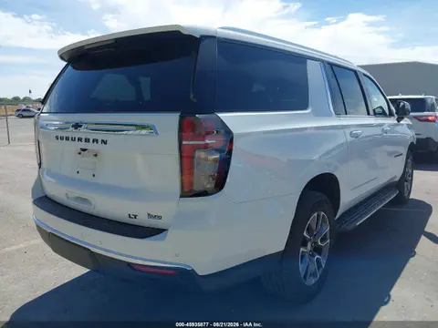 2022 Chevrolet Suburban 4wd Lt VIN 1GNSKCKD3NR119725 фото 4