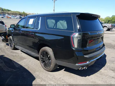 2025 Chevrolet Suburban 4wd Premier VIN 1GNS6FRD7SR392450 фото 3