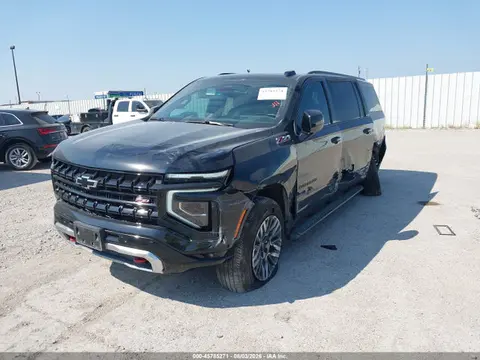 2025 Chevrolet Suburban 4wd Z71 VIN 1GNS6DRL6SR110522 фото 2