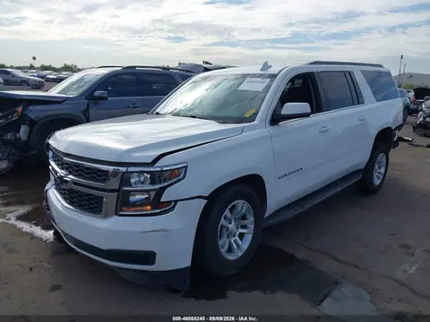 2017 Chevrolet Suburban Ls VIN 1GNSCGKC3HR352813 фото 2