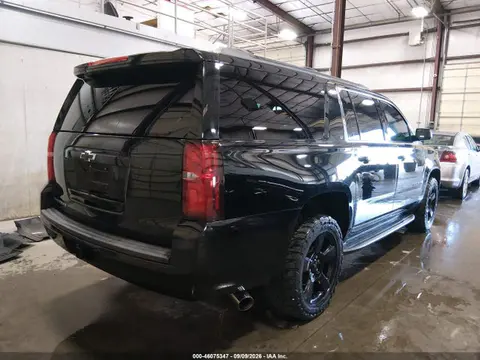 2018 Chevrolet Suburban Lt VIN 1GNSKHKC1JR265765 фото 4