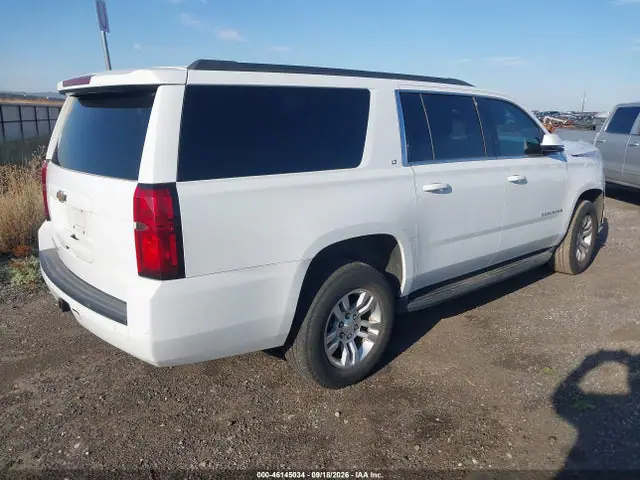2018 Chevrolet Suburban Lt VIN 1GNSKHKC8JR233332 фото 4