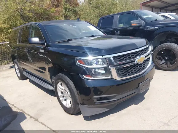 1GNSCHKC3GR405935 — 2016 Chevrolet Suburban, Угон (Theft), фото до ремонта