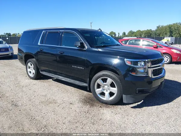 1GNSKHKC9GR117453 — 2016 Chevrolet Suburban, Задняя часть слева (Left Rear), фото до ремонта