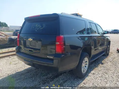 2017 Chevrolet Suburban VIN 1GNSKHKC2HR266840 фото 4