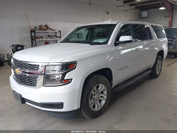 1GNSKGEC1HR275311 — 2017 Chevrolet Suburban, фото 2 с аукциона IAAI 07.10.2026, LEFT & RIGHT SIDE