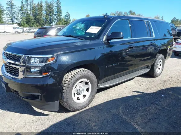 2017 CHEVROLET SUBURBAN VIN 1GNSKKKC0HR358770 фото 2