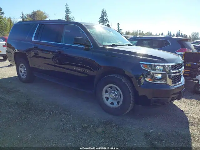 1GNSKKKC0HR358770 — 2017 Chevrolet Suburban, Левый бок (Left Side), фото до ремонта