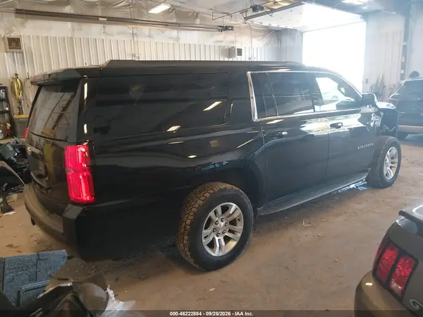 1GNSKKEC5JR291309 — 2018 Chevrolet Suburban, фото 4 с аукциона IAAI, Передняя часть