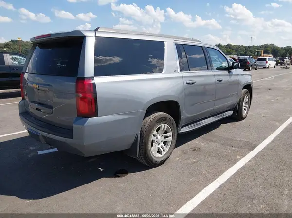 1GNSKHKC8KR304627 — 2019 Chevrolet Suburban, фото 3 с аукциона IAAI 13.10.2026, Передняя часть слева