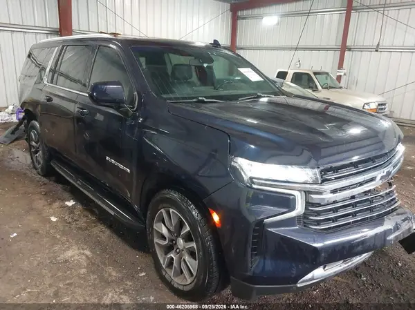1GNSKCKD1MR428365 — 2021 Chevrolet Suburban, Передняя часть (Front End), фото до ремонта