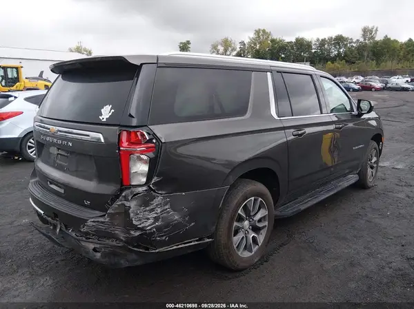 2021 CHEVROLET SUBURBAN VIN 1GNSKCKD3MR183861 фото 4