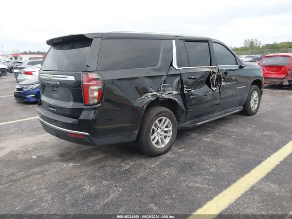 1GNSCBKD9RR268721 — 2024 Chevrolet Suburban, фото 4 с аукциона IAAI, Правый бок