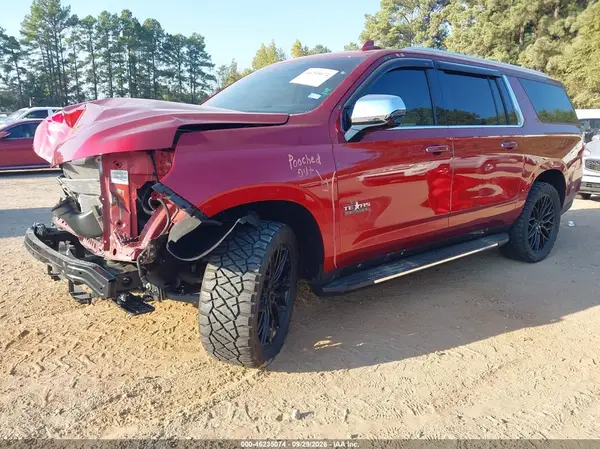 1GNSKFKD3RR337073 — 2024 Chevrolet Suburban, фото 2 с аукциона IAAI, Передняя часть