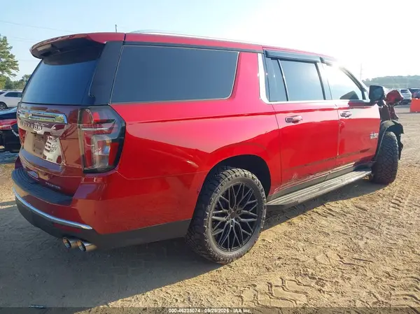 1GNSKFKD3RR337073 — 2024 Chevrolet Suburban, фото 4 с аукциона IAAI, Передняя часть