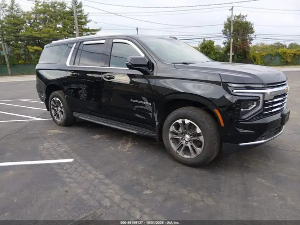 1GNS6CRDXSR106282 — 2025 Chevrolet Suburban, Естественный износ (Normal Wear & Tear), фото до ремонта