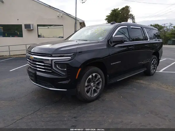 1GNS6CRDXSR106282 — 2025 Chevrolet Suburban, фото 2 с аукциона IAAI 24.09.2026, Естественный износ