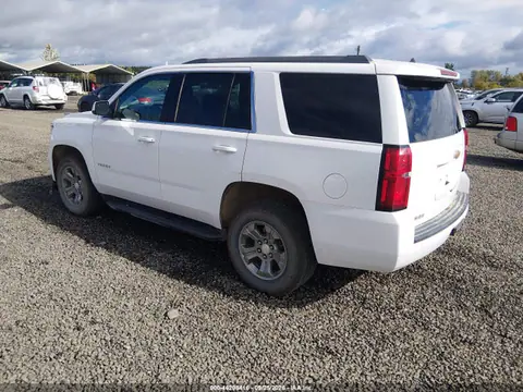 2020 Chevrolet Tahoe 4wd Ls VIN 1GNSKAEC2LR104329 фото 3