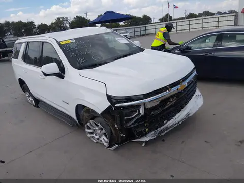1GNS6MKD0TR306587 — 2026 Chevrolet Tahoe 4WD LS, Передняя часть (Front & Rear), фото до ремонта