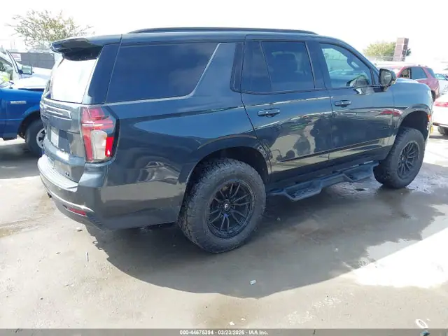 1GNSKNKT3NR250415 — 2022 Chevrolet Tahoe 4WD LT, фото 4 с аукциона IAAI 14.10.2026, Левый бок