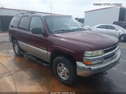 2000 Chevrolet New Tahoe Ls VIN 1GNEK13T0YJ109521 фото 2