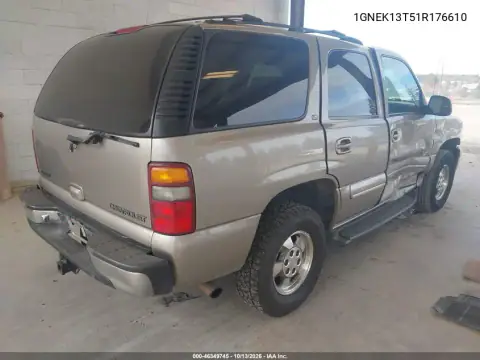 1GNEK13T51R176610 — 2001 Chevrolet Tahoe, фото 5 с аукциона IAAI, Передняя часть