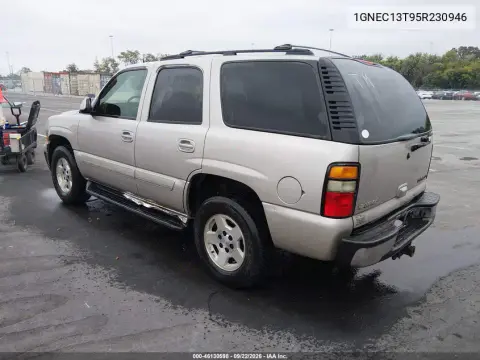 2005 Chevrolet Tahoe Lt VIN 1GNEC13T95R230946 фото 4