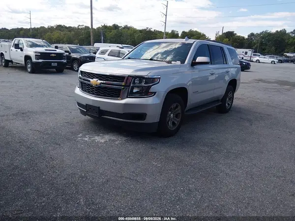 1GNSKAEC0JR351104 — 2018 Chevrolet Tahoe, фото 2 с аукциона IAAI 05.10.2026, Естественный износ