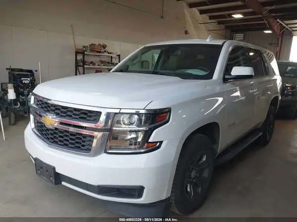 1GNSKAEC5JR310709 — 2018 Chevrolet Tahoe, фото 2 с аукциона IAAI 11.10.2026, Передняя часть справа