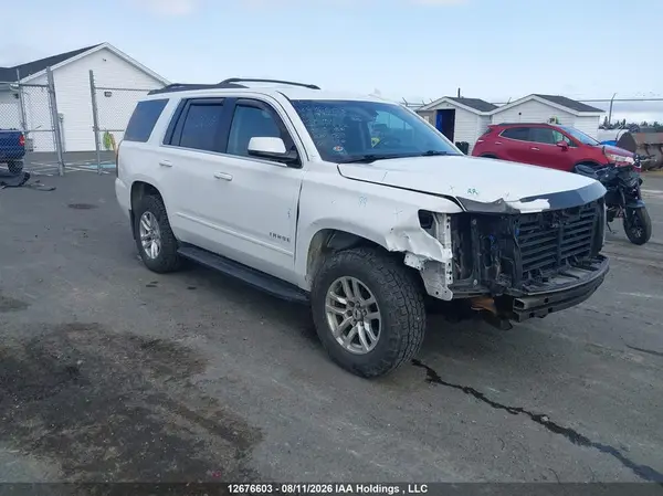 1GNSKAKC4KR304423 — 2019 Chevrolet Tahoe, Передняя часть (Front), фото до ремонта