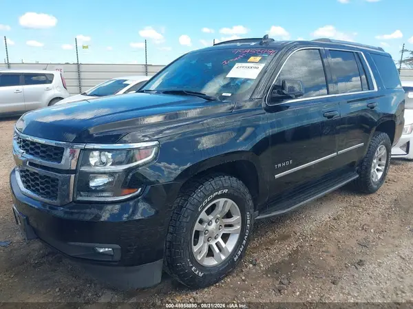 1GNSCBKC6KR332260 — 2019 Chevrolet Tahoe, фото 2 с аукциона IAAI 29.09.2026, Естественный износ
