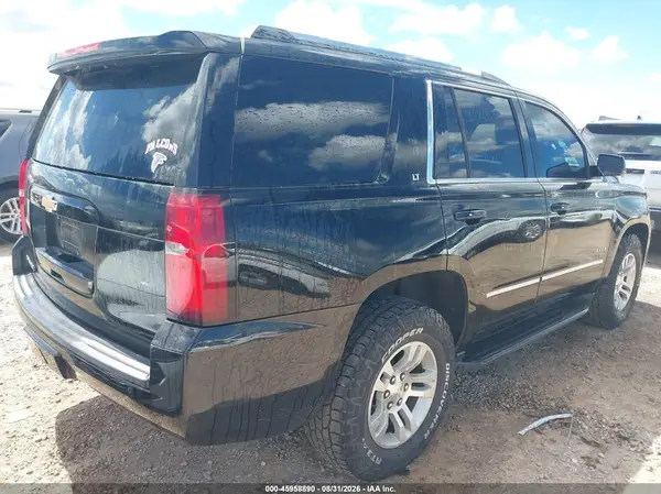 1GNSCBKC6KR332260 — 2019 Chevrolet Tahoe, фото 4 с аукциона IAAI 29.09.2026, Естественный износ