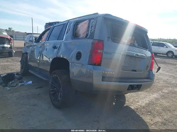 1GNSKBKC5KR380481 — 2019 Chevrolet Tahoe, фото 3 с аукциона IAAI, Не указано