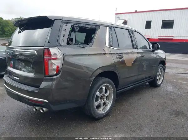 1GNSKTKL4MR113907 — 2021 Chevrolet Tahoe, фото 4 с аукциона IAAI, Кузов