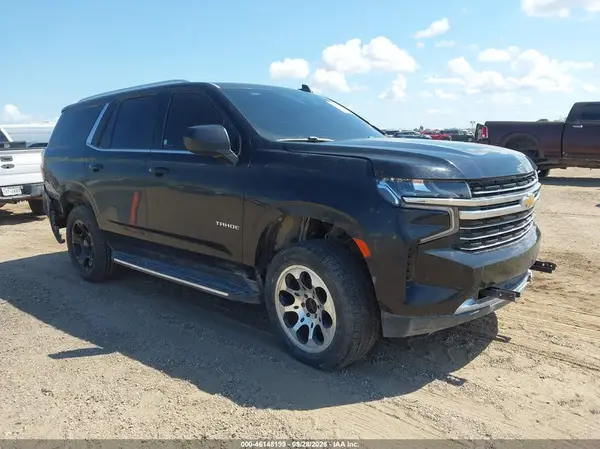 1GNSKNKD4MR243609 — 2021 Chevrolet Tahoe, Угон (Theft), фото до ремонта