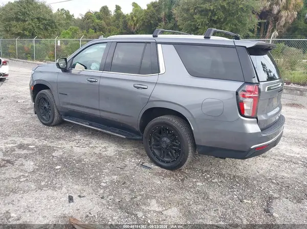 1GNSKNKDXMR490228 — 2021 Chevrolet Tahoe, фото 3 с аукциона IAAI 08.10.2026, Передняя часть