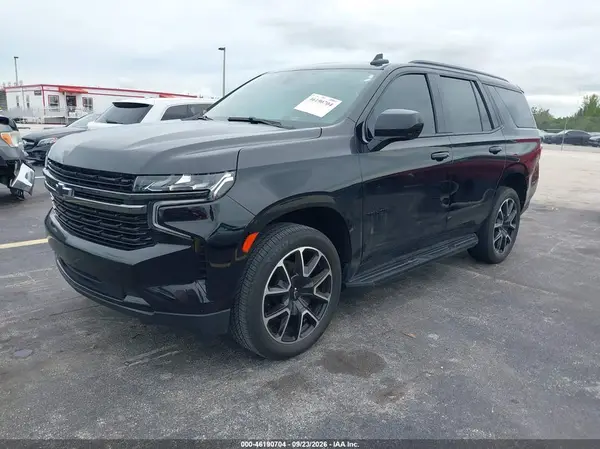 1GNSKRKD9MR393397 — 2021 Chevrolet Tahoe, фото 2 с аукциона IAAI, Правый бок