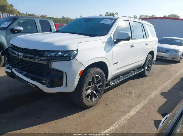 1GNSKPKD9MR120884 — 2021 Chevrolet Tahoe, Передняя часть (Front & Rear), фото до ремонта