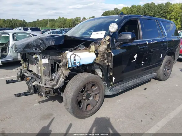 1GNSKLED6MR369521 — 2021 Chevrolet Tahoe, фото 2 с аукциона IAAI, Передняя часть