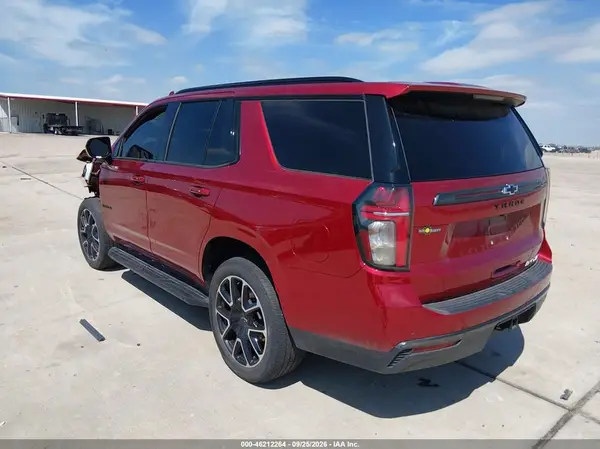 1GNSCRKD0MR290902 — 2021 Chevrolet Tahoe, фото 3 с аукциона IAAI, Передняя часть