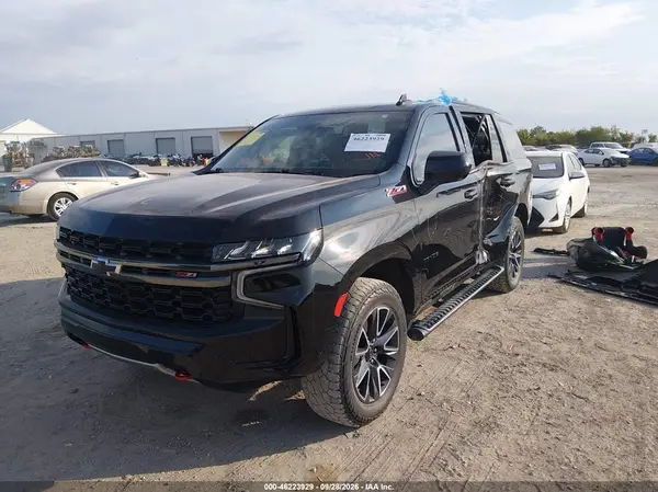 1GNSKPKD1MR415719 — 2021 Chevrolet Tahoe, фото 2 с аукциона IAAI, Левый бок