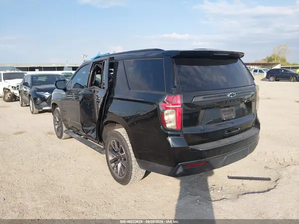 1GNSKPKD1MR415719 — 2021 Chevrolet Tahoe, фото 3 с аукциона IAAI, Левый бок