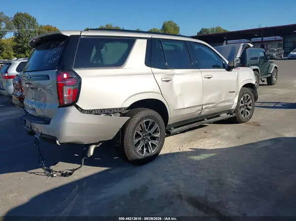 1GNSKPKDXPR470951 — 2023 Chevrolet Tahoe, фото 4 с аукциона IAAI 13.10.2026, Повреждения со всех сторон