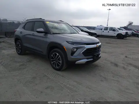 KL79MRSL9TB128122 — 2026 Chevrolet TrailBlazer, Передняя часть, фото до ремонта